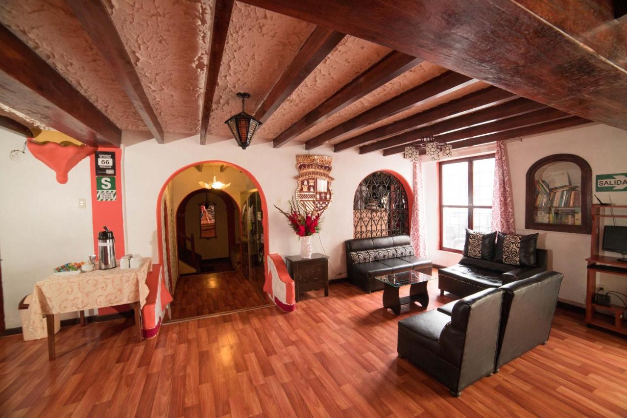 Carlos V Hotel Куско Екстериор снимка