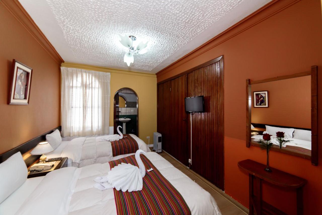 Carlos V Hotel Куско Екстериор снимка
